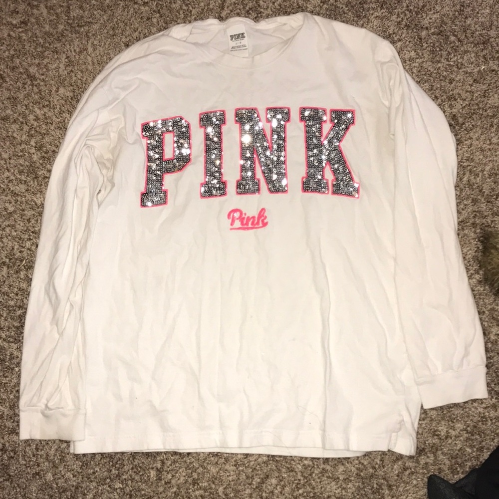 Pink shirt no Sequins missing